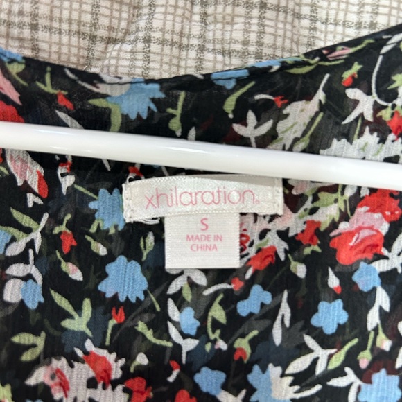 Floral Ruffle Mini Dress - Picture 2 of 3